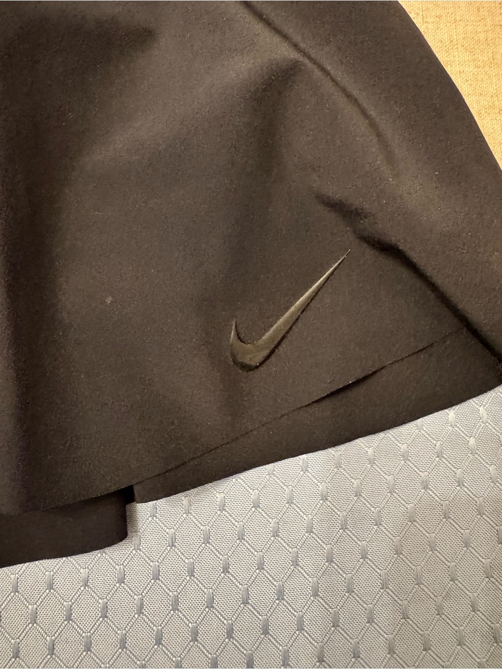 Nike women’s Black dri-fit golf skirt